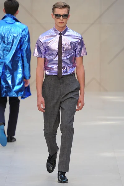 Look 5